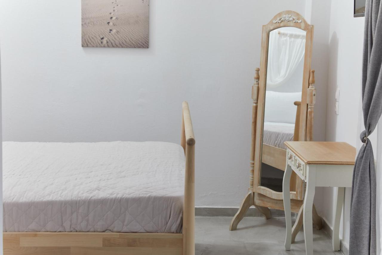 Golden Star Praxitelous Apartman Ajía Marína Kültér fotó