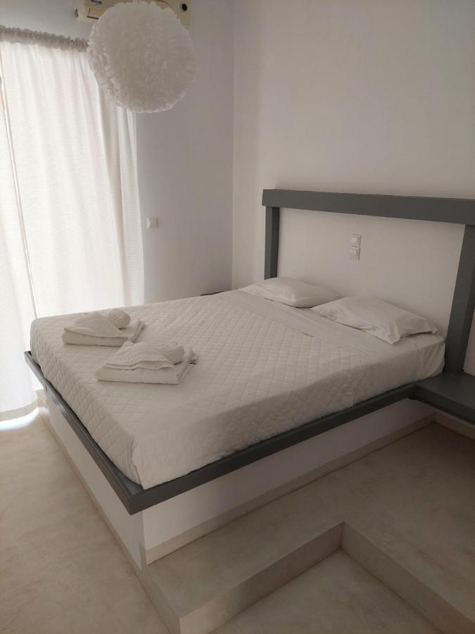 Golden Star Praxitelous Apartman Ajía Marína Kültér fotó