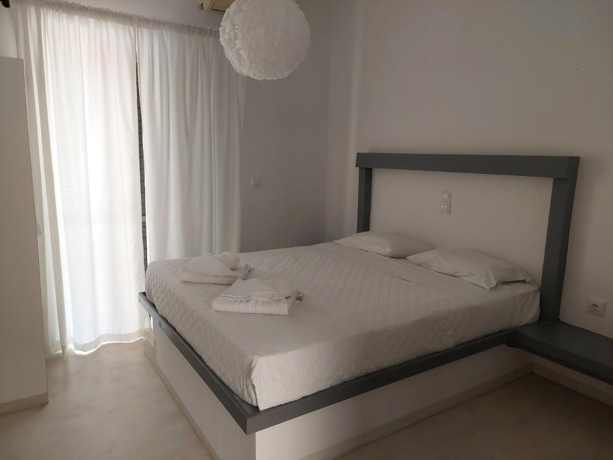 Golden Star Praxitelous Apartman Ajía Marína Kültér fotó