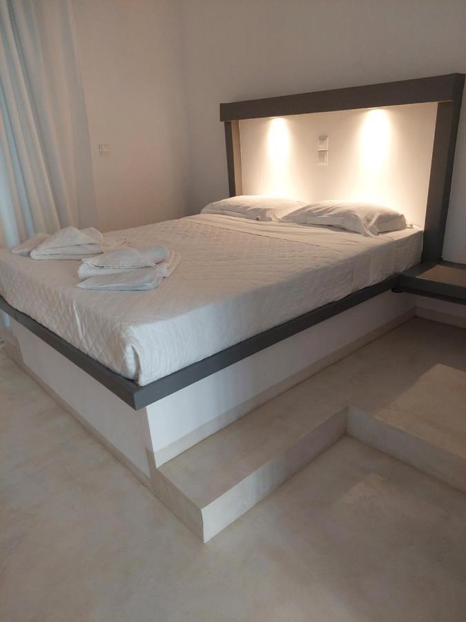 Golden Star Praxitelous Apartman Ajía Marína Kültér fotó
