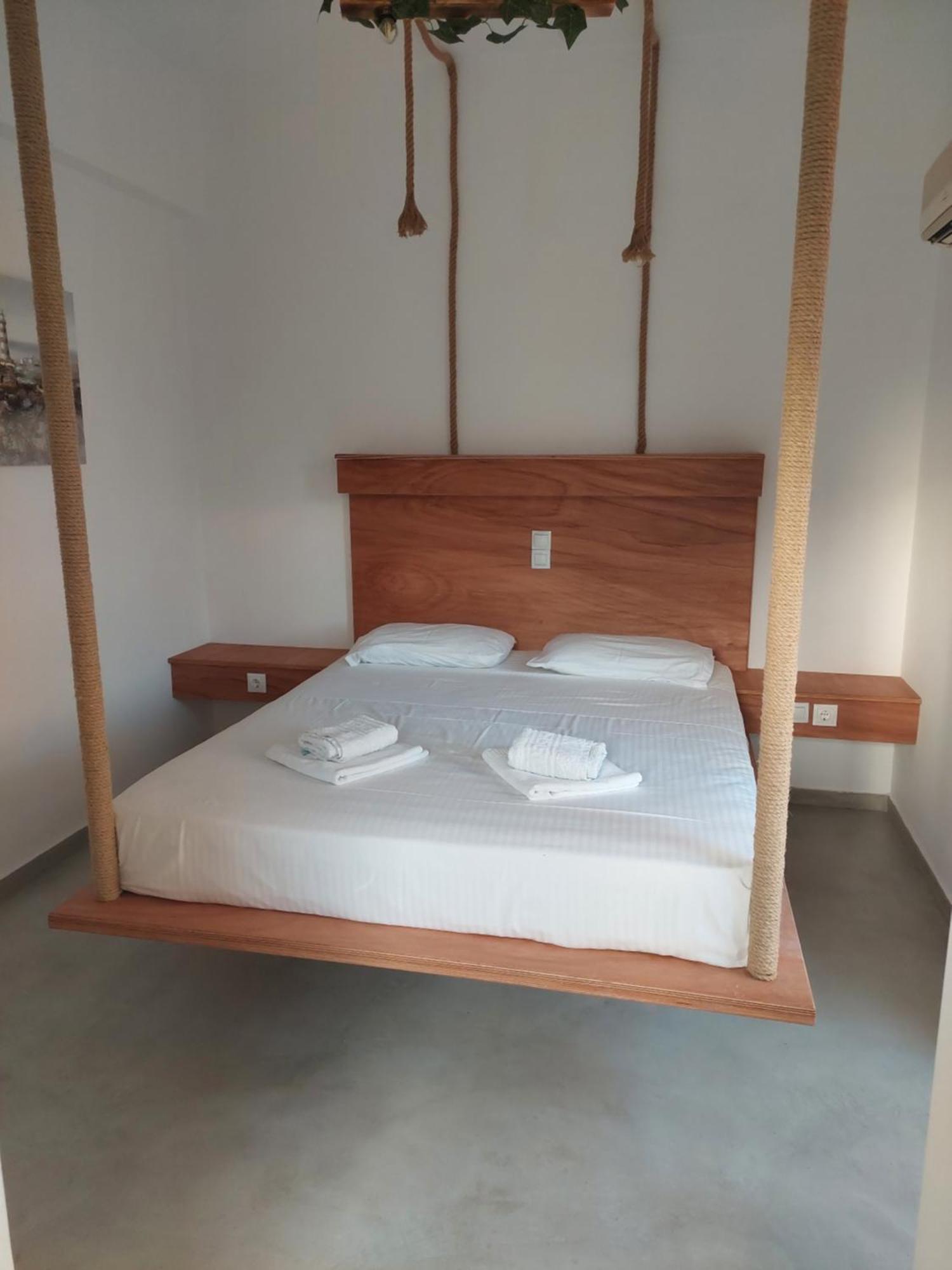 Golden Star Praxitelous Apartman Ajía Marína Kültér fotó